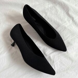 Vivaia comfortable black Stella pointed toe kitten heels